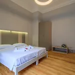 Gli Appartamentini Del Bistrot Dei Vinai 4* Cuneo