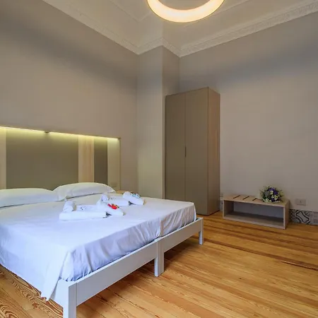 Gli Appartamentini Del Bistrot Dei Vinai 4* クーネオ