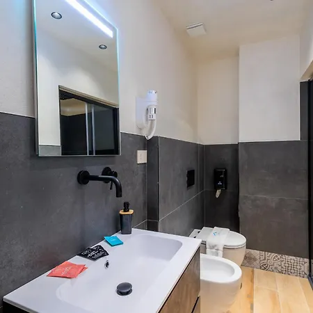 Gli Appartamentini Del Bistrot Dei Vinai Maison d'hôtes Coni